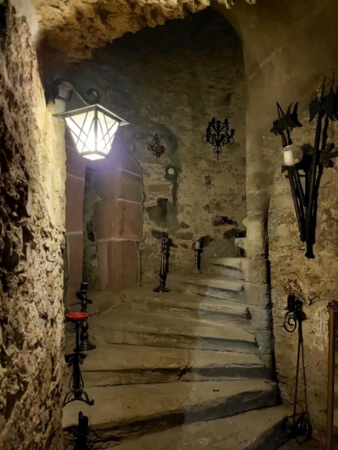 Burg Hermannstein - Kings Room Wetzlar Kültér fotó